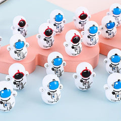 10pcs Astronaut Mini Tumbler Toy Desktop Decor Gift Random