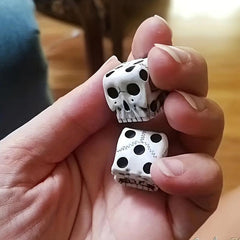 Skull Shaped Novelty Game Dices for Holiday