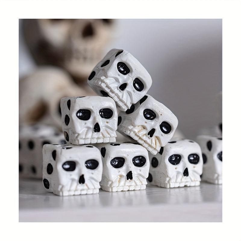 2pcs Halloween Skull Dice Casual Party Board Game Toy