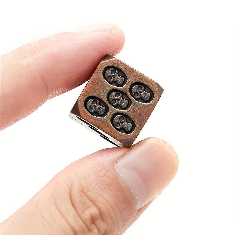 Metal Dice Skull Hexahedron Dice Punk Style Decoration