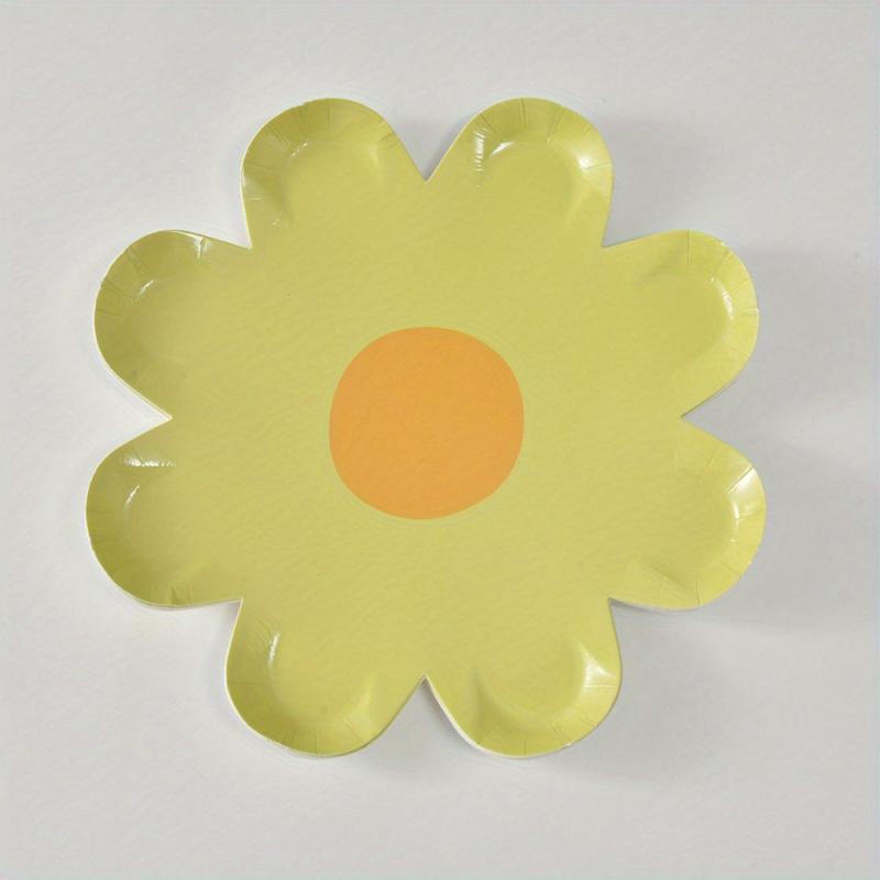 10 Disposable Small Daisy Paper Plates for Theme Party Decoration