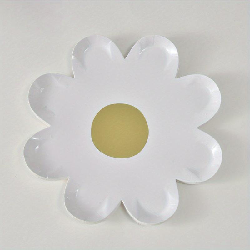10 Disposable Small Daisy Paper Plates for Theme Party Decoration