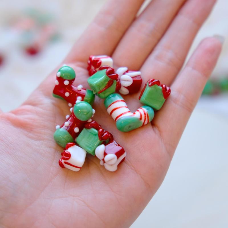Christmas DIY Glass Beads Cartoon Christmas Socks Gingerbread Man Beads