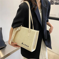 Straw-Weaved Bag Women Casual Contrast Commuter Bag One Shoulder Woven Bag