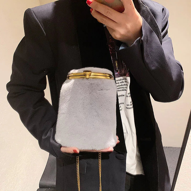 Plush Shoulder Bag for Women Casual Chain Bucket Crossbody Bags