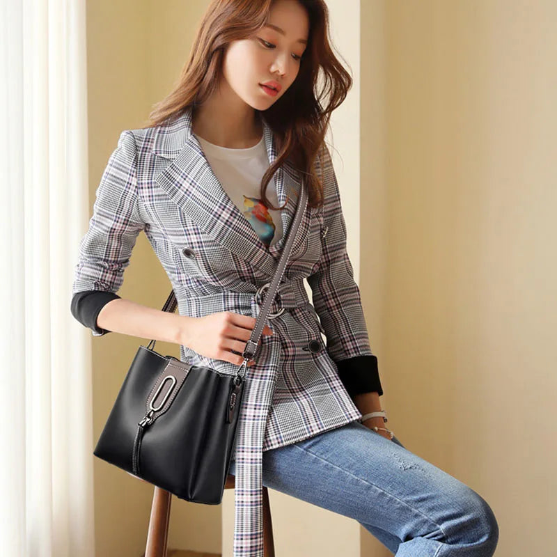 Vintage PU Leather Women Bucket Bag with Tassle Crossbody