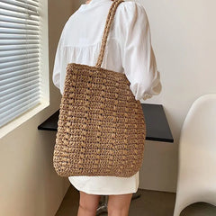 Casual Hand-Woven Women's Shoulder Bags Bohemian Solid Straw Beach Totes