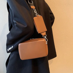 Women's Casual Messenger Leather Bag - Crossbody Tote Satchel