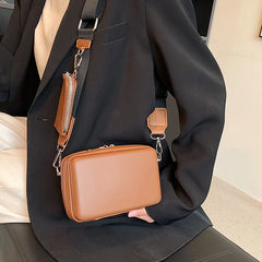 Women's Casual Messenger Leather Bag - Crossbody Tote Satchel