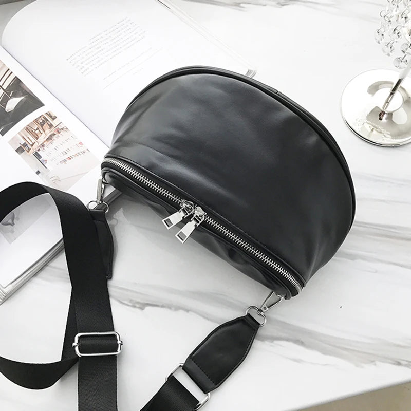 Women's Crossbody Leather Packbag for Hiking