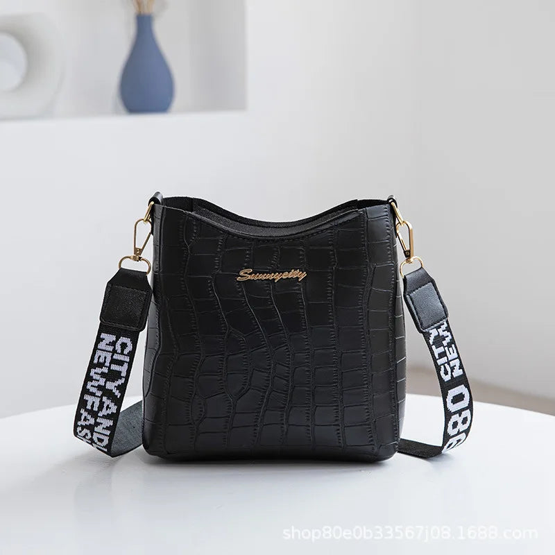 Casual Women Shoulder Bag Mini Crossbody Bucket Handbags Female Messenger Bags C