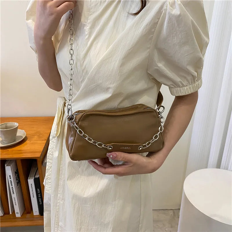 Retro Chain Shoulder Bag Spring Messenger Bag for Women