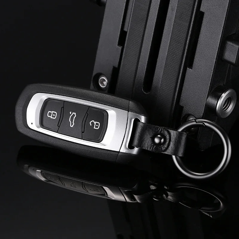 Classic Car Key Chain Men's Metal Key Chain Leather Buckle Key Holder
