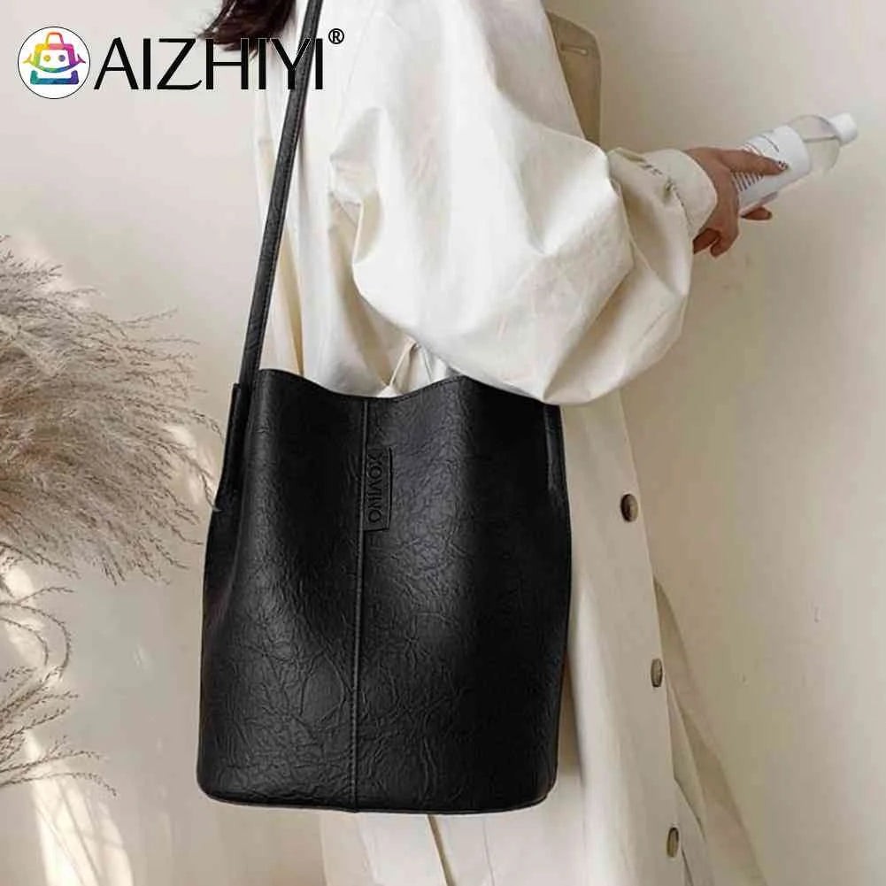 Women Shoulder Crossbody Bag PU Leather Bucket TOTES Retro Travel Handbag