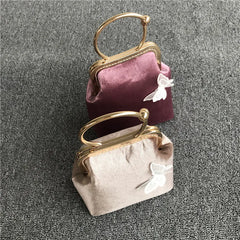 Classic Flowers Vintage Shell Lock Bag Women's Handbags