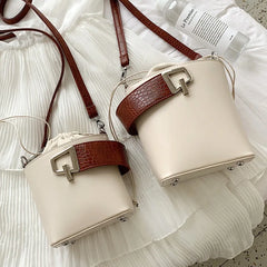 Bucket Bag vs Wild Messenger Bag for Women