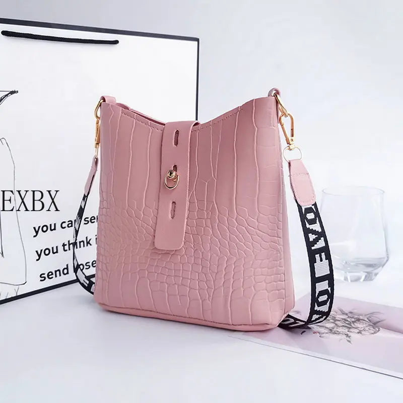 Crocodile Messenger Bag for Women Crossbody Shoulder Bag