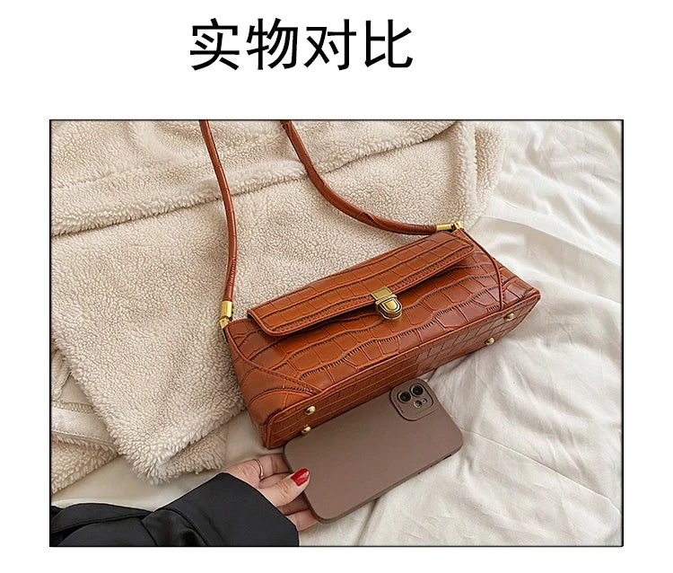Crocodile Pattern Zipper Women's Handbag