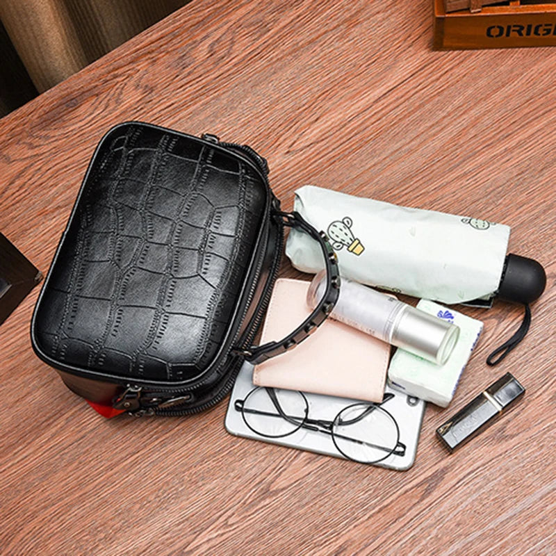 Crocodile Texture Leather Crossbody Bag for Women