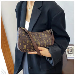 Fashionable Crossbody Chain Bag PU Lady Shoulder Bag B062