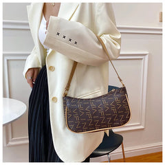 Fashionable Crossbody Chain Bag PU Lady Shoulder Bag B062