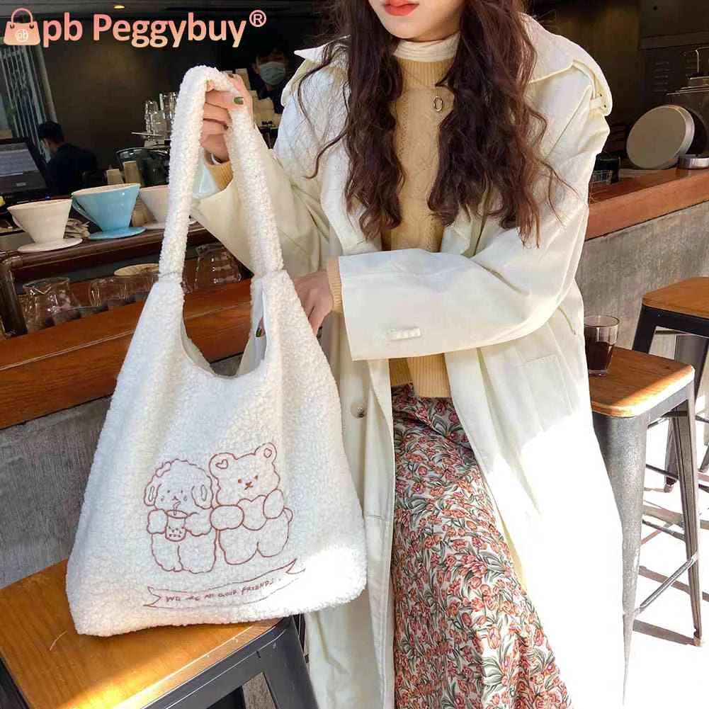 Bear Plush Shoulder Bag Large Capacity Embroidered Lovely Animal Tote Bag