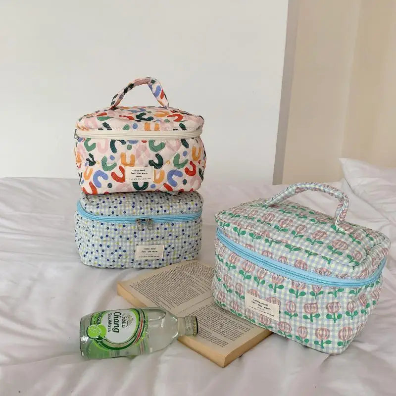 Floral Cosmetic Bag Quilted Large Makeup Box Women Zipper Beauty Case