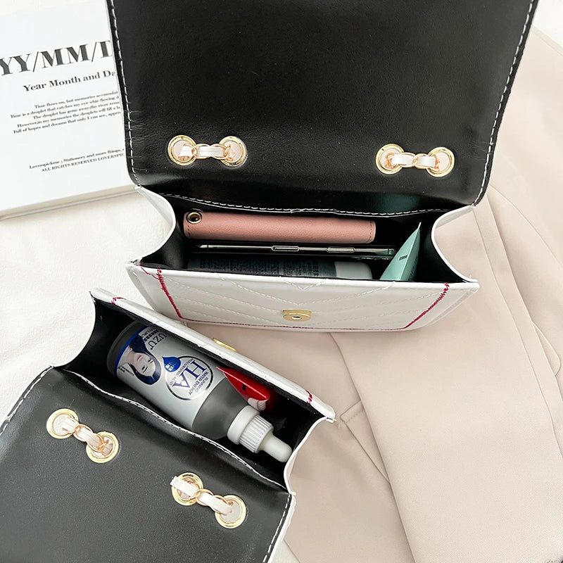 Women's PU Leather Shoulder Bag with Chain - Messenger Bag Wallets