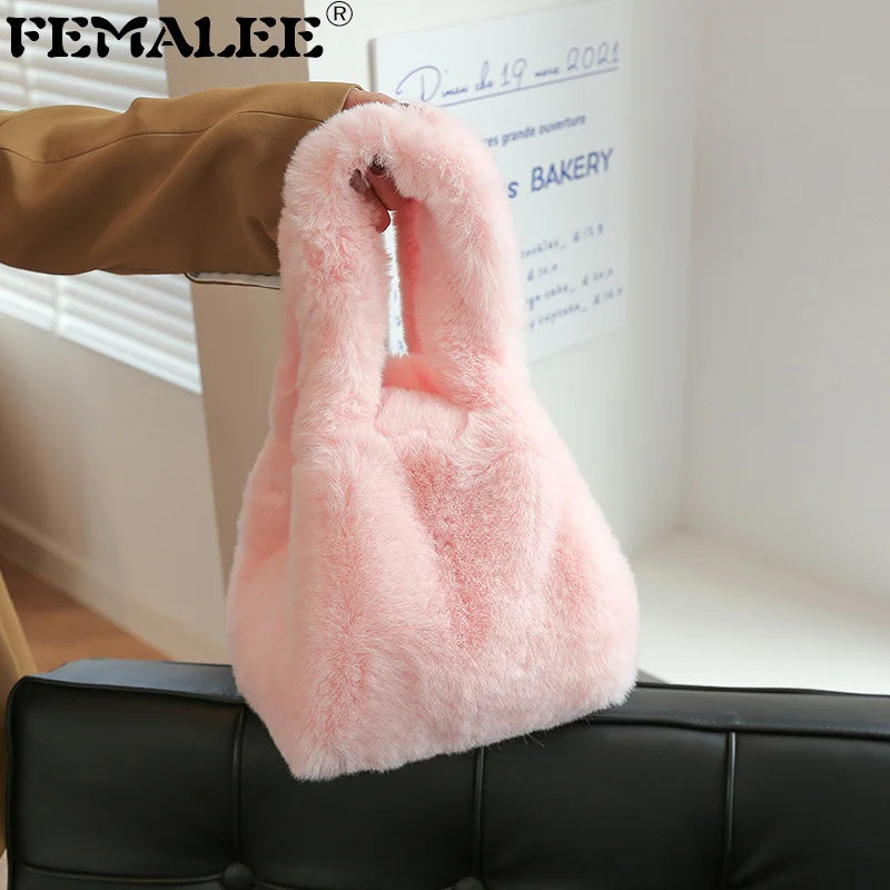 Women's Soft Faux Fur Wristlets Bag Warm Winter Fluffy Bucket Sac