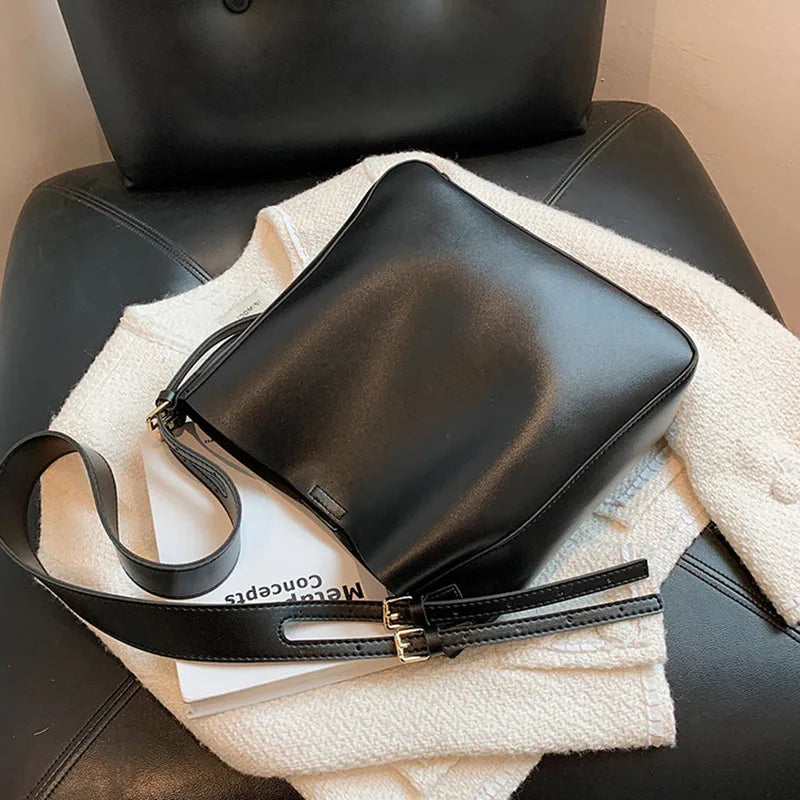 Large Capacity Shoulder Bucket Bags Female Style All-match Texture Messenger Bag