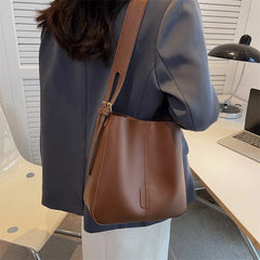 Women's Large Capacity Bucket Bag Casual Handbag