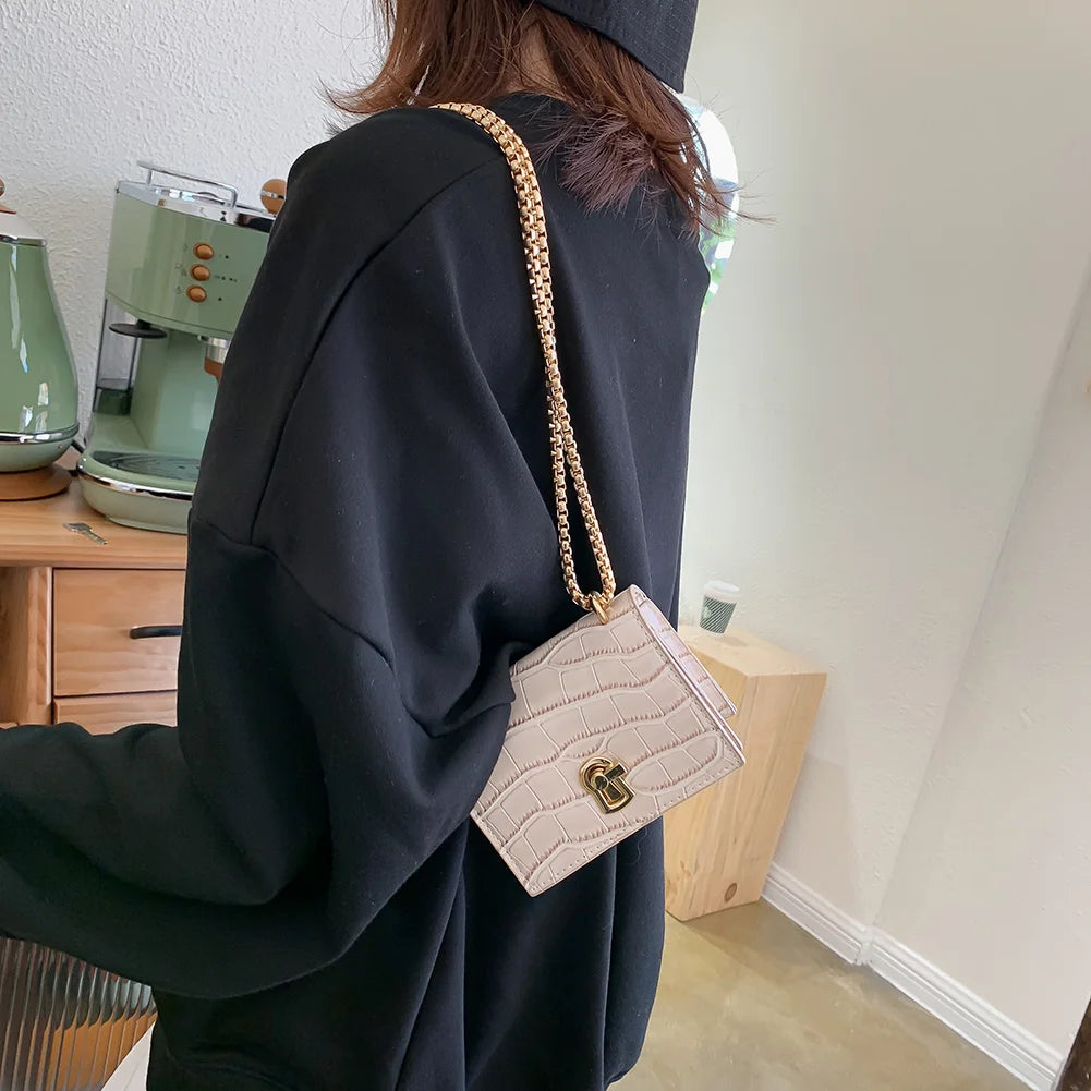 Women Mini Shoulder Bag PU Leather Chain Crossbody Light Wild Daily Messenger