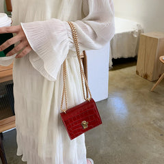 Women Mini Shoulder Bag PU Leather Chain Crossbody Light Wild Daily Messenger