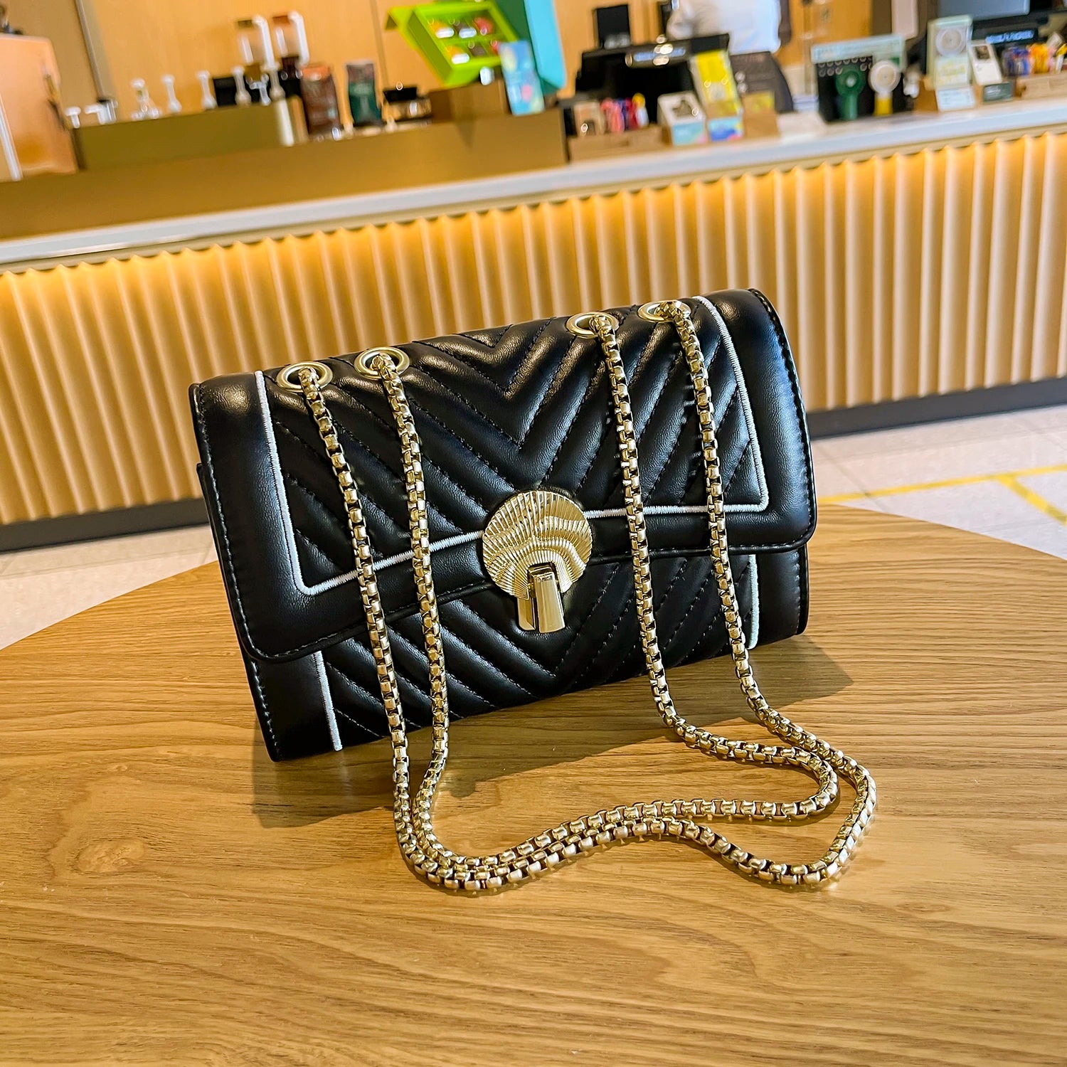 Quilted Embroidery Handbag Women PU Leather Messenger Chain Crossbody Bag