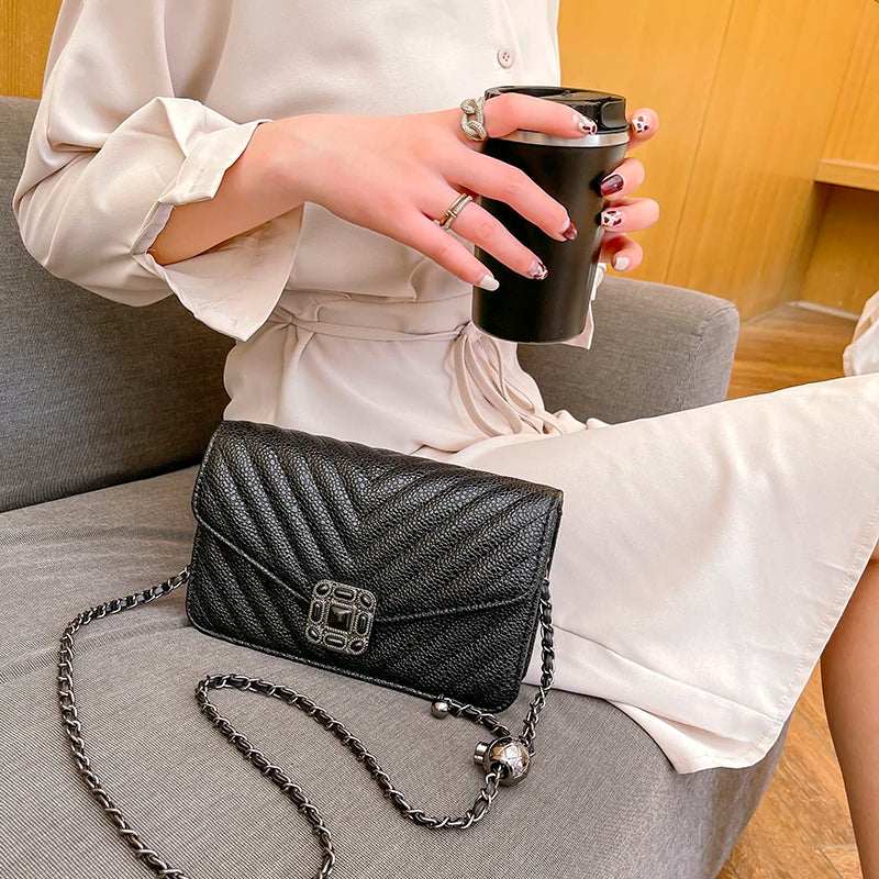 Embroidery Women Faux Leather Handbag and Purse Chain Shoulder Bag