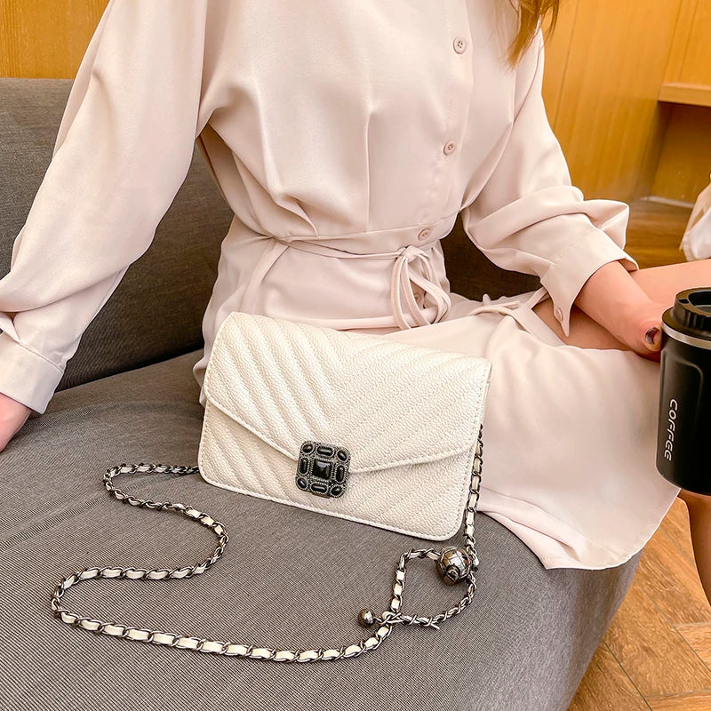 Embroidery Women Faux Leather Handbag and Purse Chain Shoulder Bag