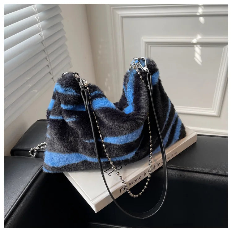 European & American Chain Plush Messenger Bag