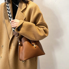 Large Bucket Women Crossbody Bags Wide Strap Clutches Ladies Shoulder Messenger