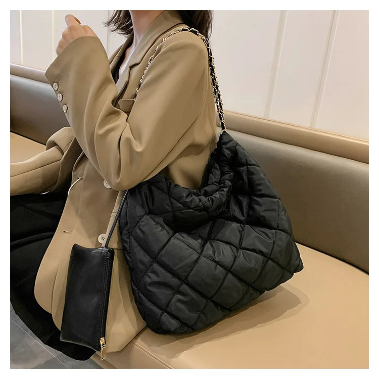 Vintage Soft Shoulder Bag with Chains Large Capacity Totes