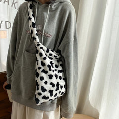 Cow Pattern Shoulder Bag Plush Soft Totes Handbag Lady Travel Purse