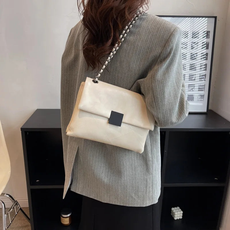 Women's Chain Crossbody Bag PU Leather Messenger Bag