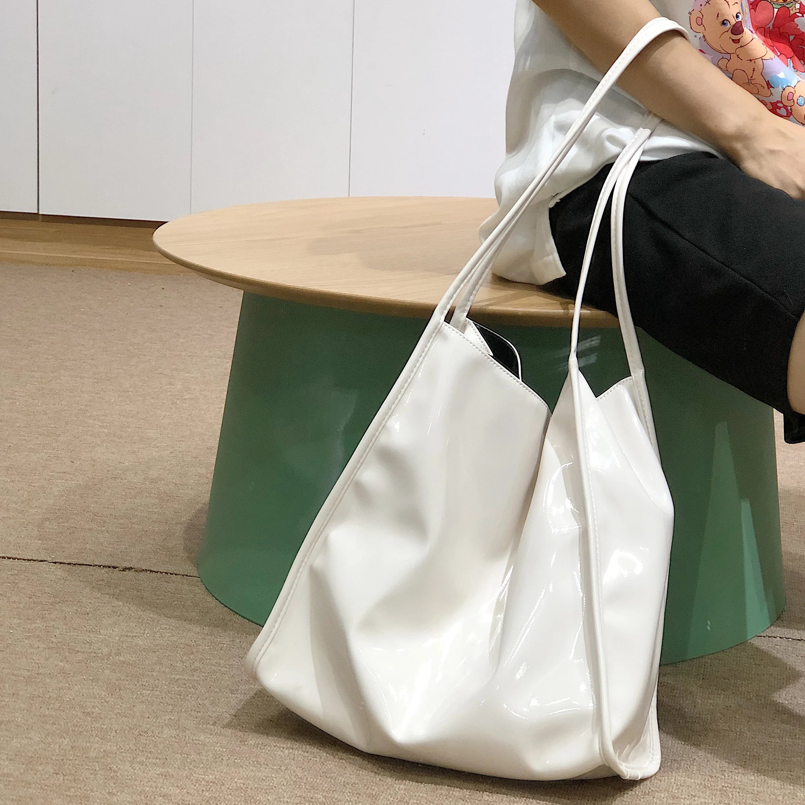 Women Shoulder Bag Soft Patent Leather Ladies Handbags Large Capacity
