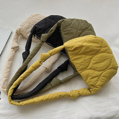 Casual Dumpling Bag Autumn Winter Women Messenger Bag for Weekend Vacation