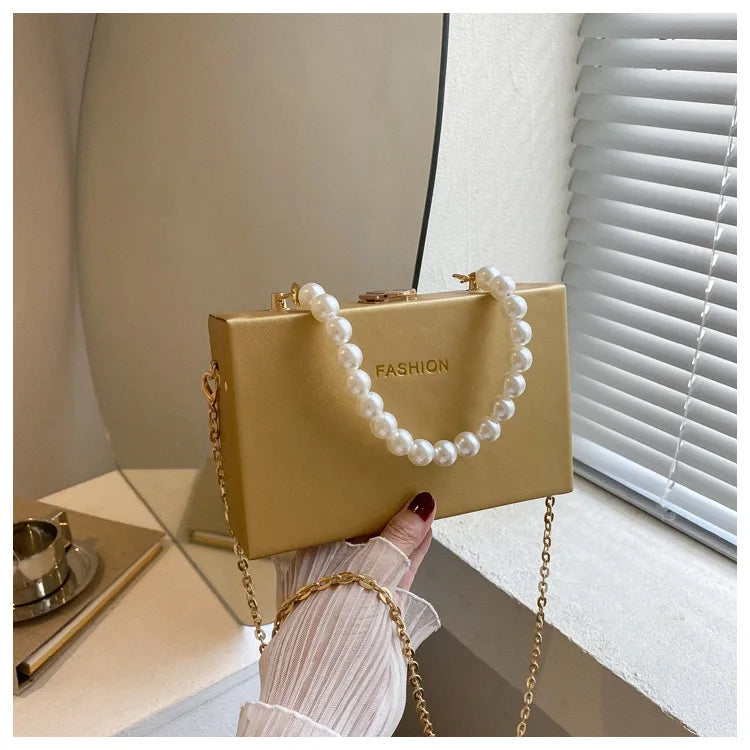 Small Shoulder Messenger Bag with Pearl Chain for Wedding Party
