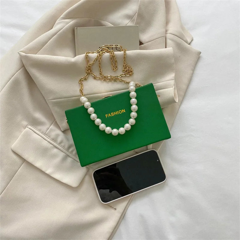 Small Shoulder Messenger Bag with Pearl Chain for Wedding Party