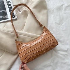 Retro Chain Handbag Leather Casual Women Totes Shoulder Bags