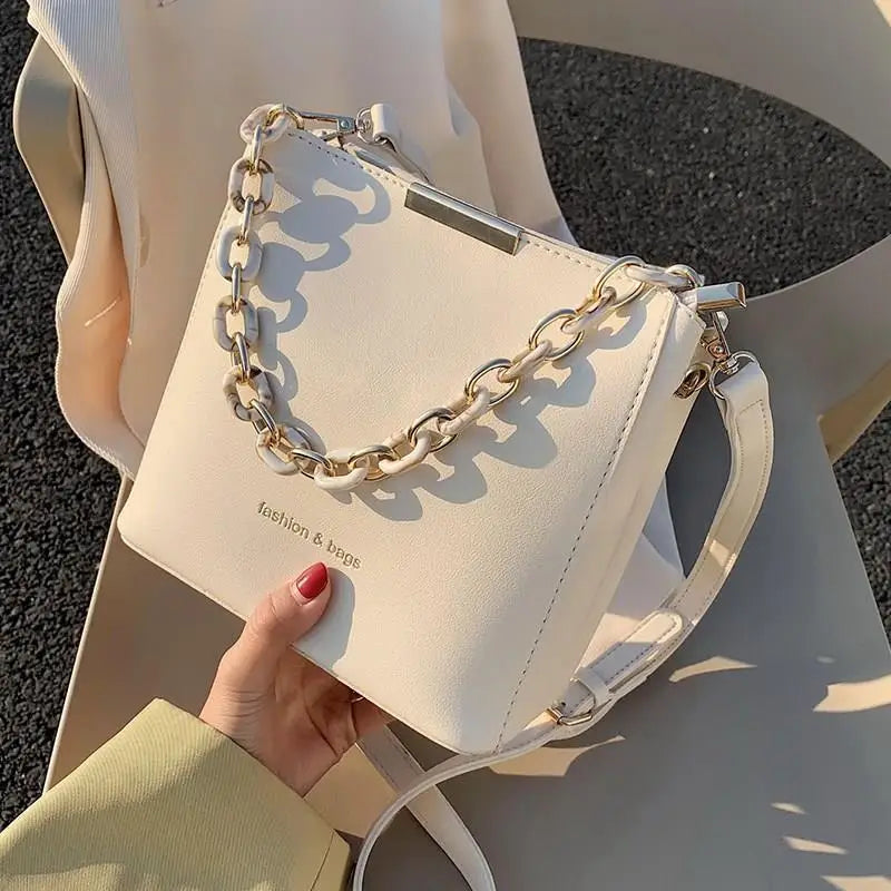 Retro Casual Women Totes Shoulder Bags - Leather Solid Chain Handbags