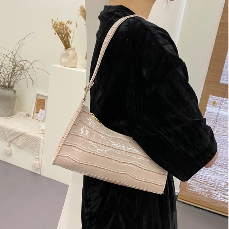 Retro Casual Women Totes Shoulder Bags Female Leather Chain Handbags