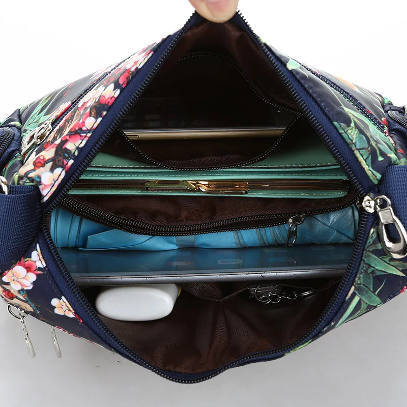 Floral Pattern Women Messenger Bag Nylon Shoulder Bag Multi-pockets