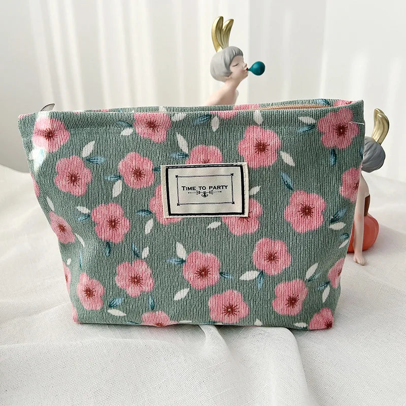 Flowers Print Cosmetic Bag Corduroy Washing Bag Large Capacity Women